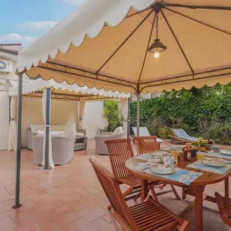 Rosa By Interhome Lido di Camaiore