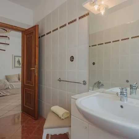 Vakantiehuis Rosa By Interhome *
