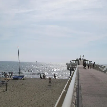 Rosa By Interhome * Lido di Camaiore